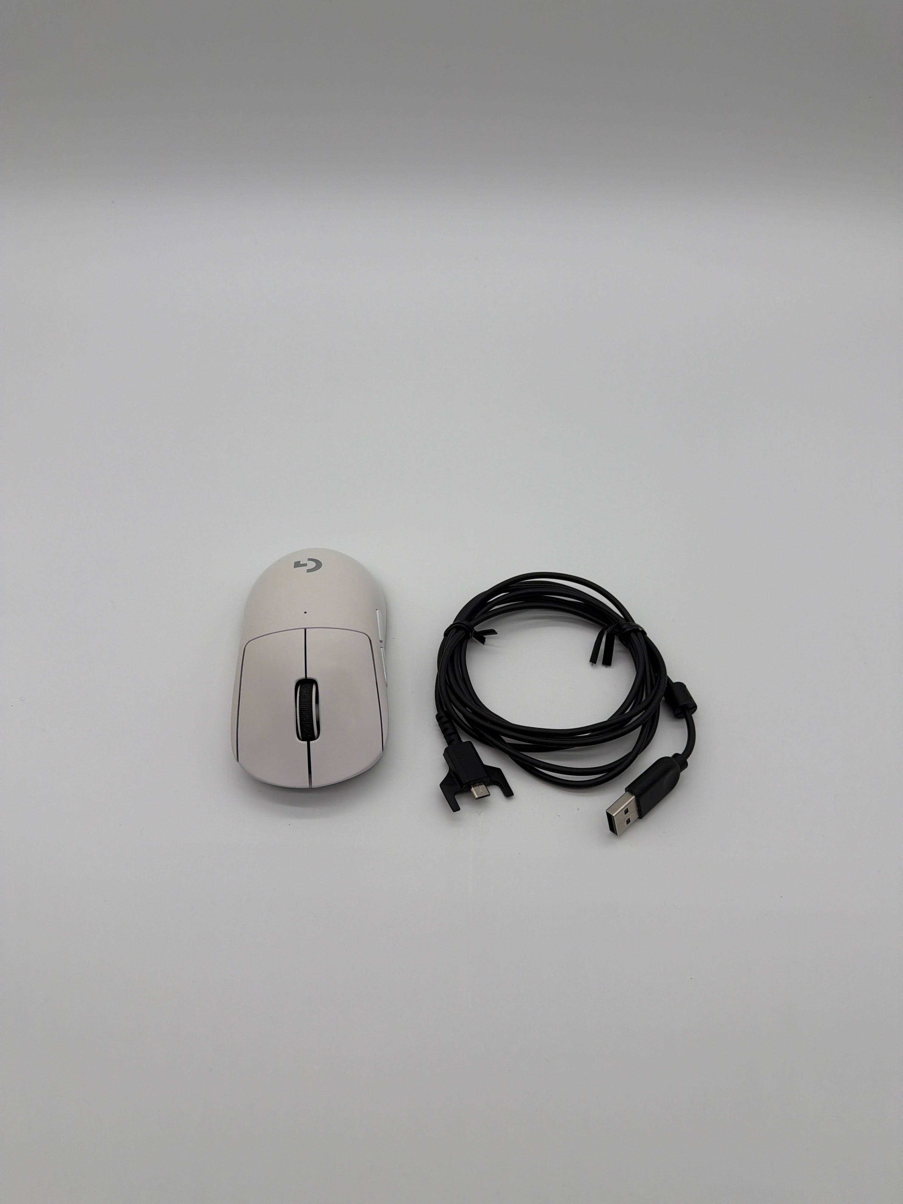 Logitech G PRO X SUPERLIGHT Mouse Logitech G PRO X SUPERLIGHT Ratón Gaming Inalámbrico, Captor HERO 25K, 25,600 DPI, Ultralig