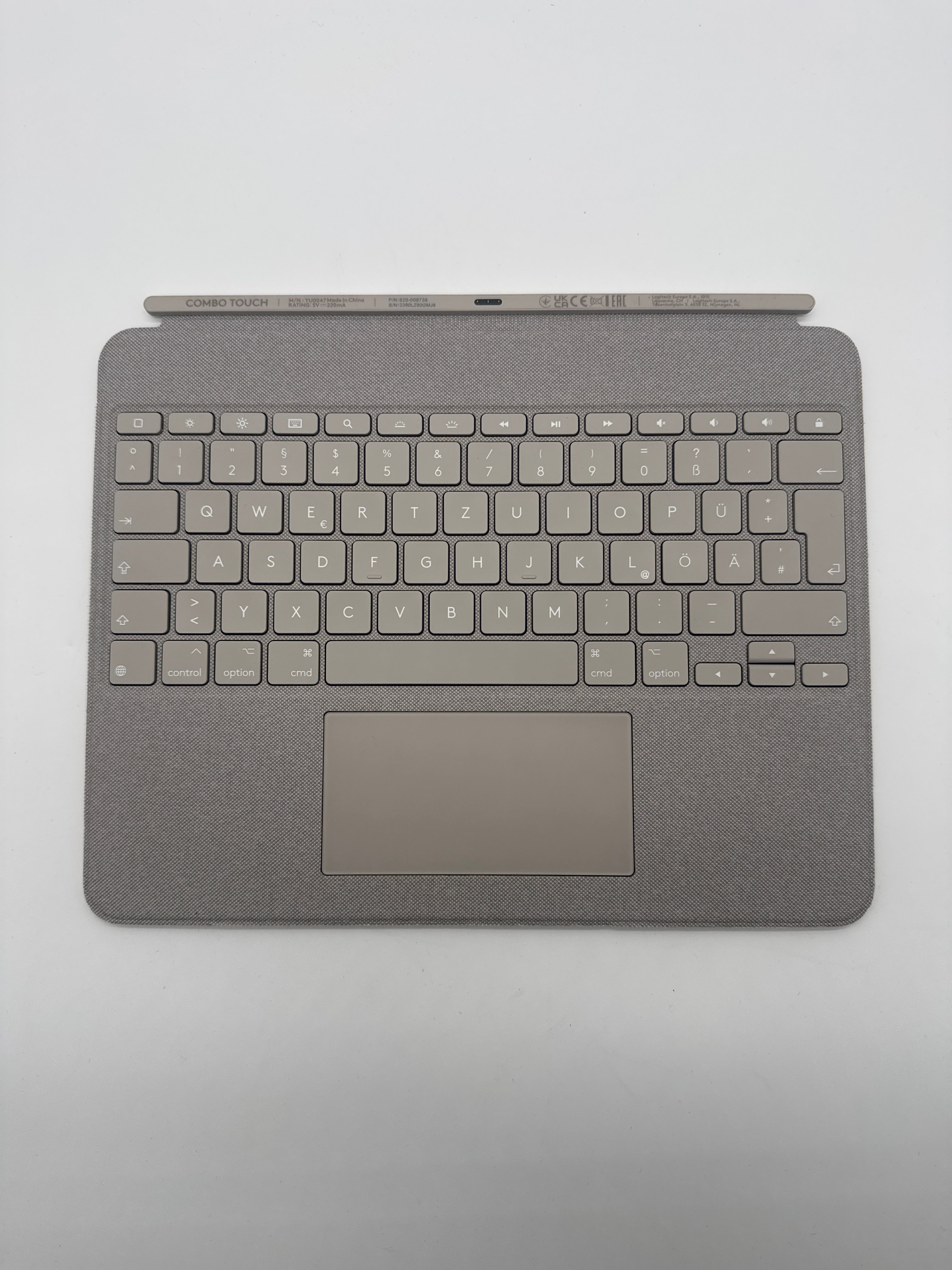 Logitech Sand Logitech Combo Touch per iPad Pro 12,9" (5ª/6ª gen) - Tastiera rimovibile, Trackpad, QWERTZ - Sand