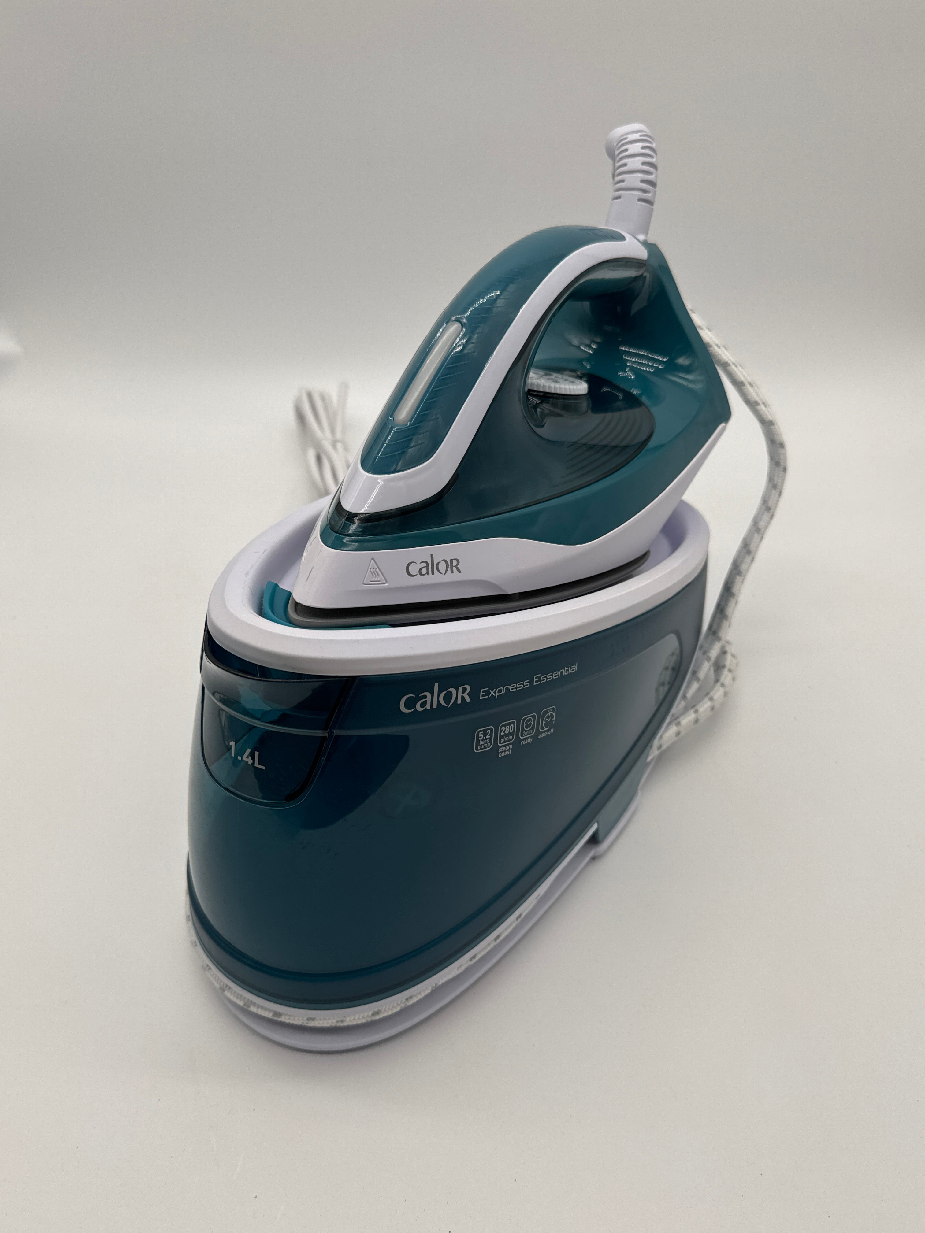 Calor Express Essential SV6115C0 Iron Calor Express Essential SV6115C0 - centrale vapore per stiratura rapida
