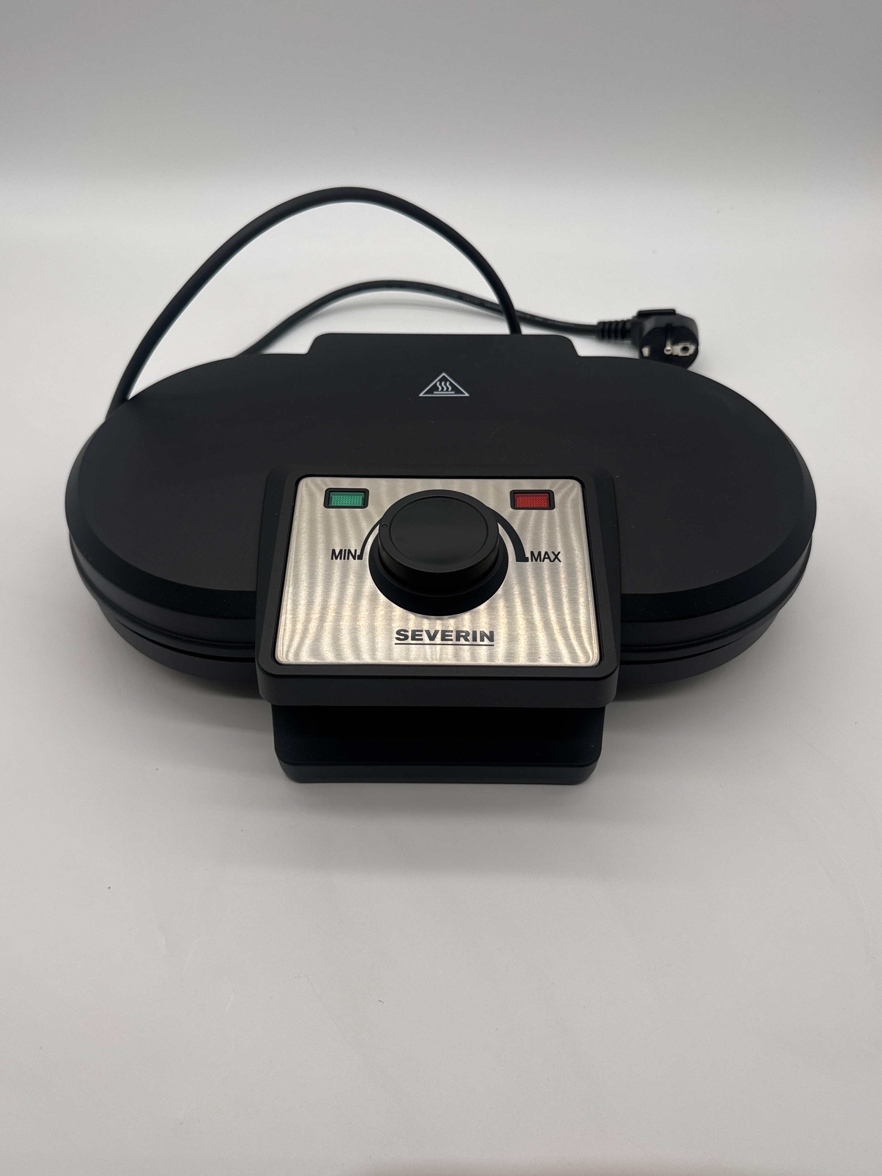 Severin WA 2106 Elettrodomestico Severin WA 2106 — Waffliera doppia per waffle a cuore, 1.200 W, nero