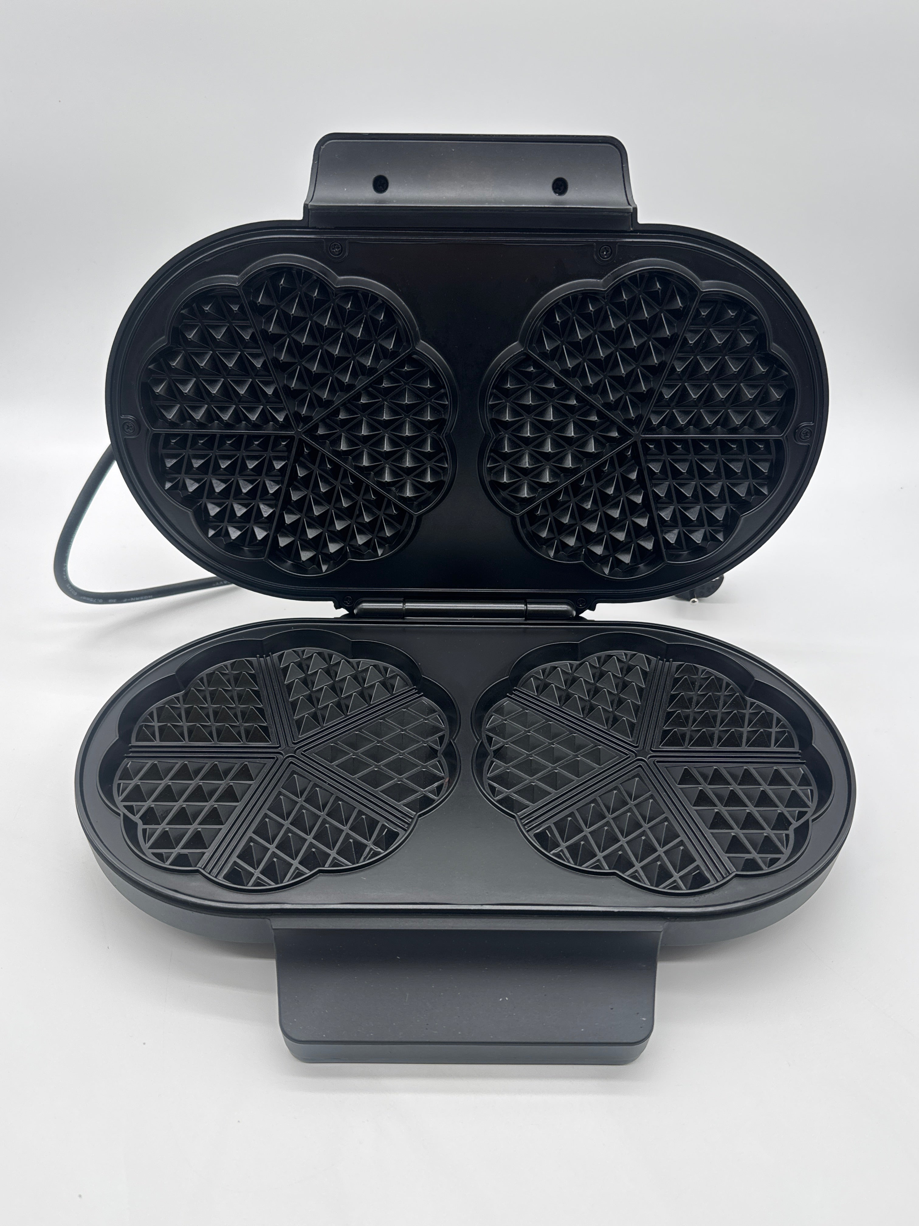 Severin WA 2106 Elettrodomestico Severin WA 2106 — Waffliera doppia per waffle a cuore, 1.200 W, nero