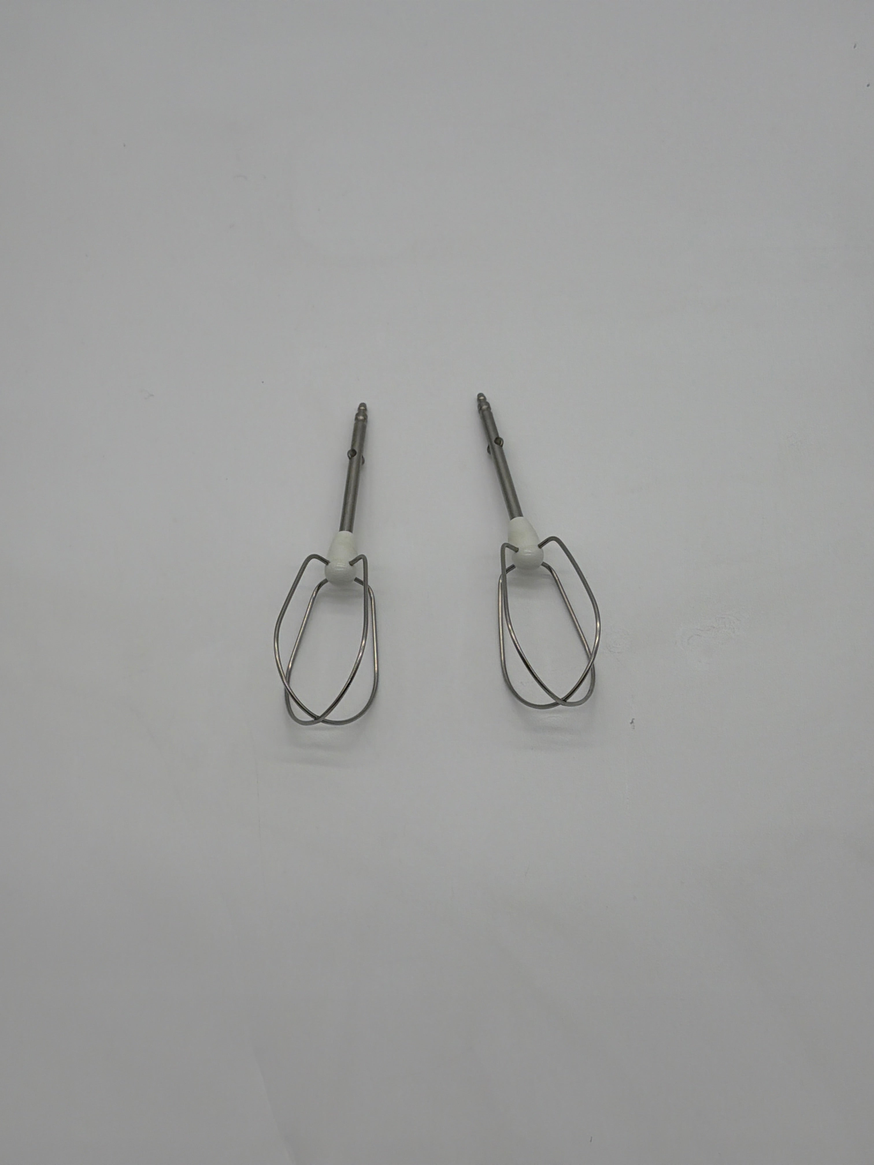 Taurus Handmixer Beading Needles Taurus Sbattitore elettrico 300 W, 5 velocità, bianco