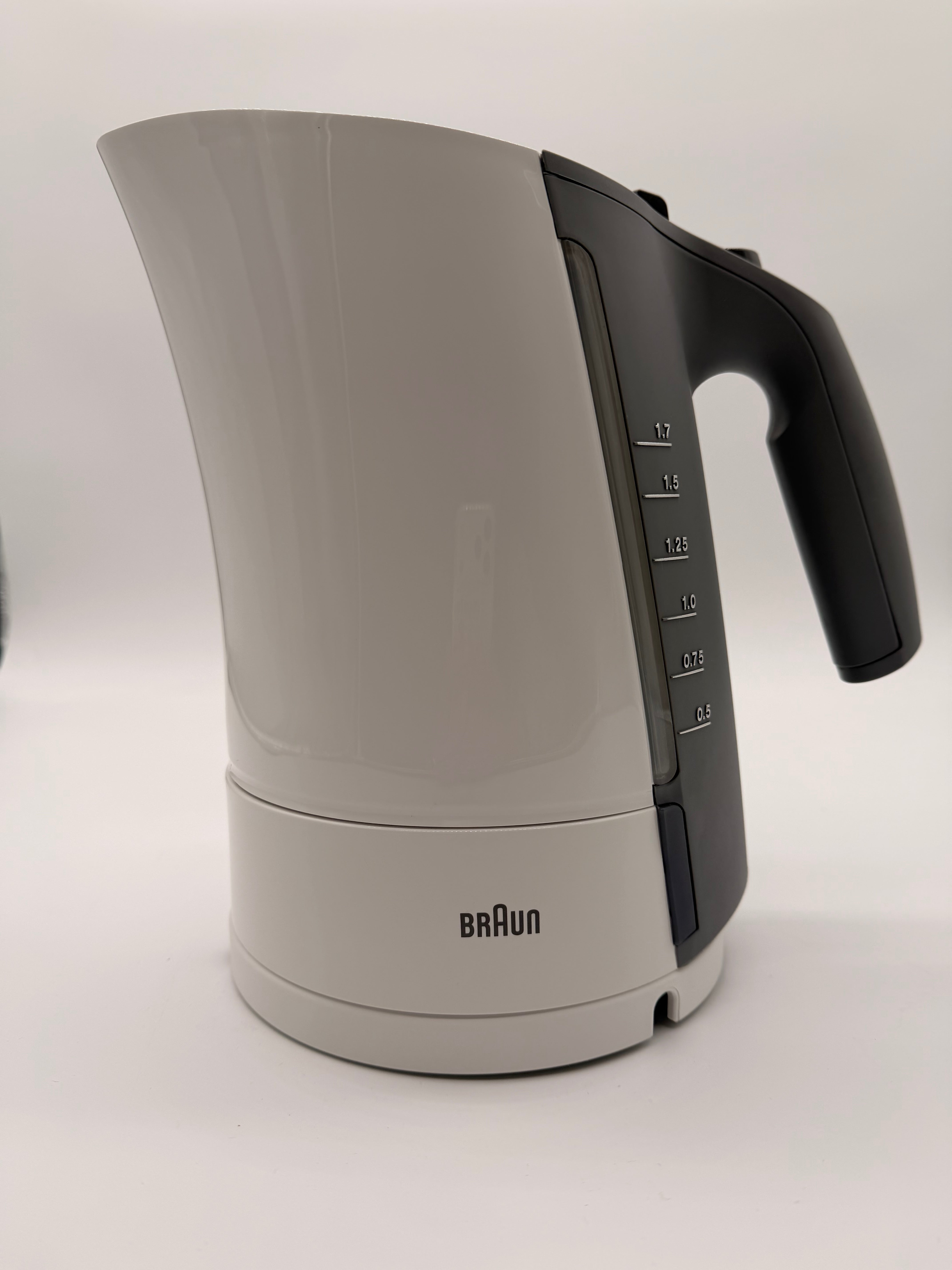 Braun Multiquick 3 WK 300 Electric Kettles Braun Multiquick 3 WK 300 - Bollitore elettrico 1,7 L, 2200 W, bianco