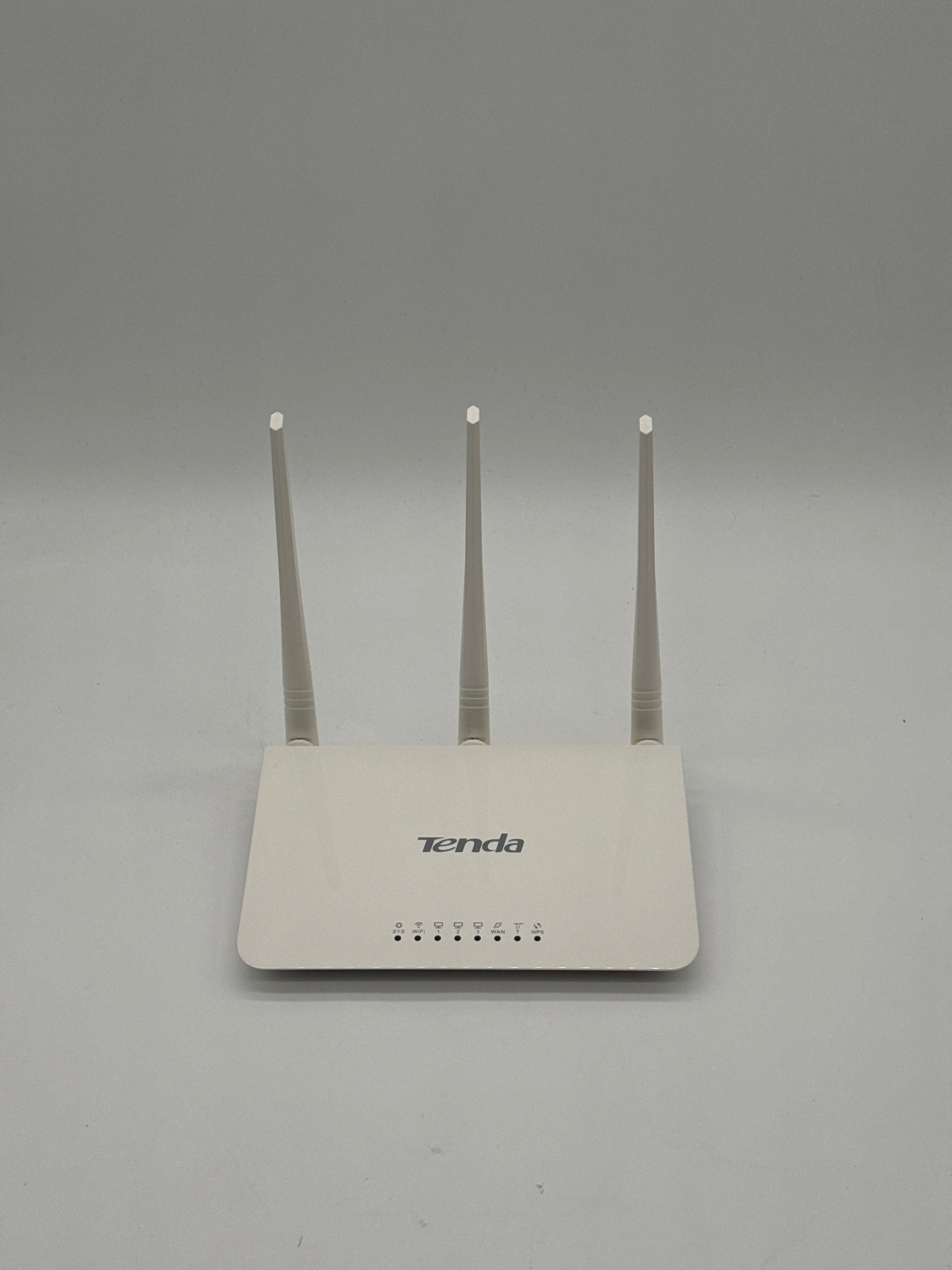 Tenda F3 N300 Wireless Access Points Tenda F3 N300 Router WLAN 300 Mbit/s (2,4 GHz) — 3 antenne esterne, 3 porte LAN/WAN