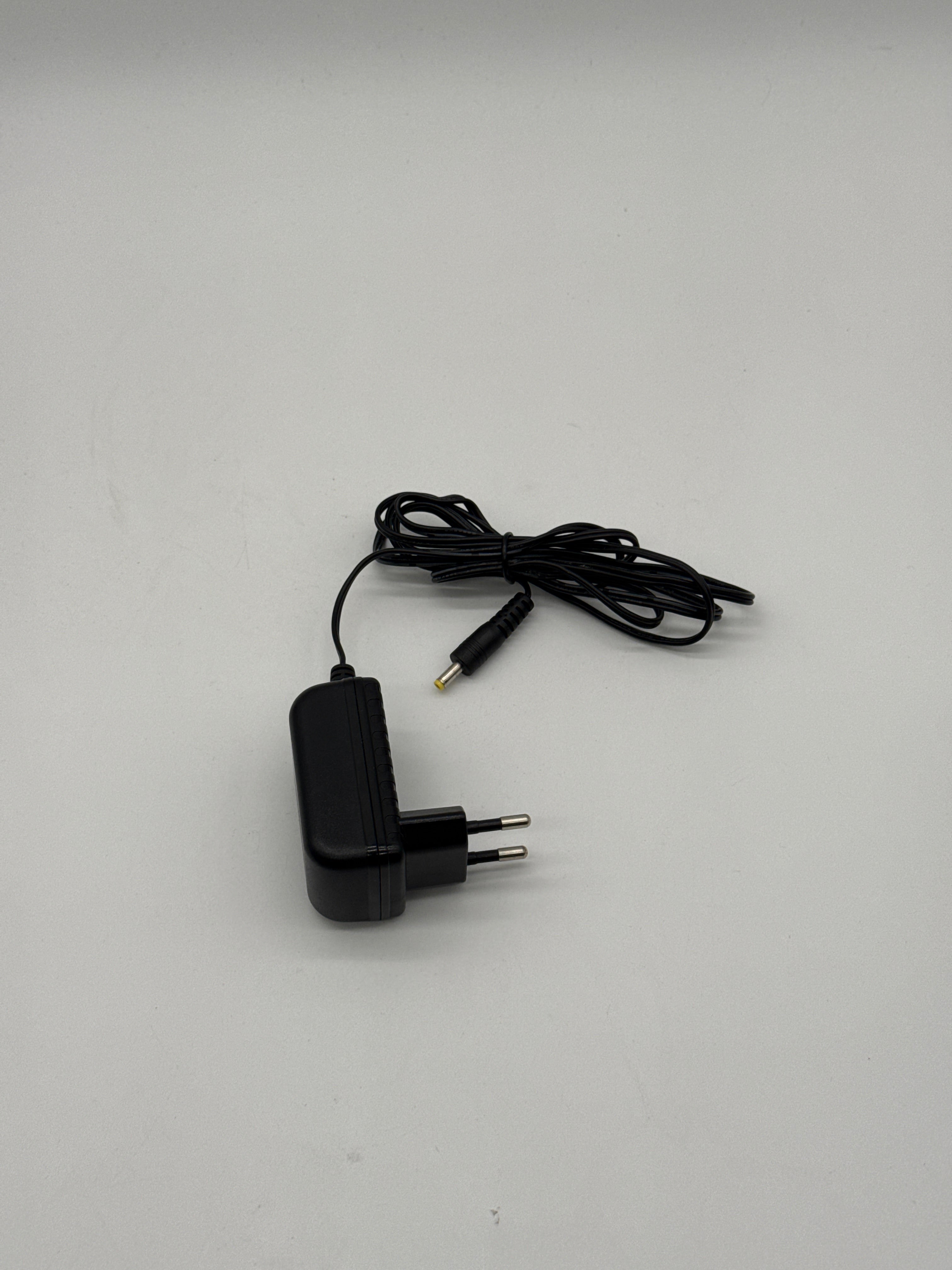 Speedlink TWINdock Charging Stands & Docks Speedlink TWINdock Stazione di ricarica per 2 controller DUALSHOCK 4