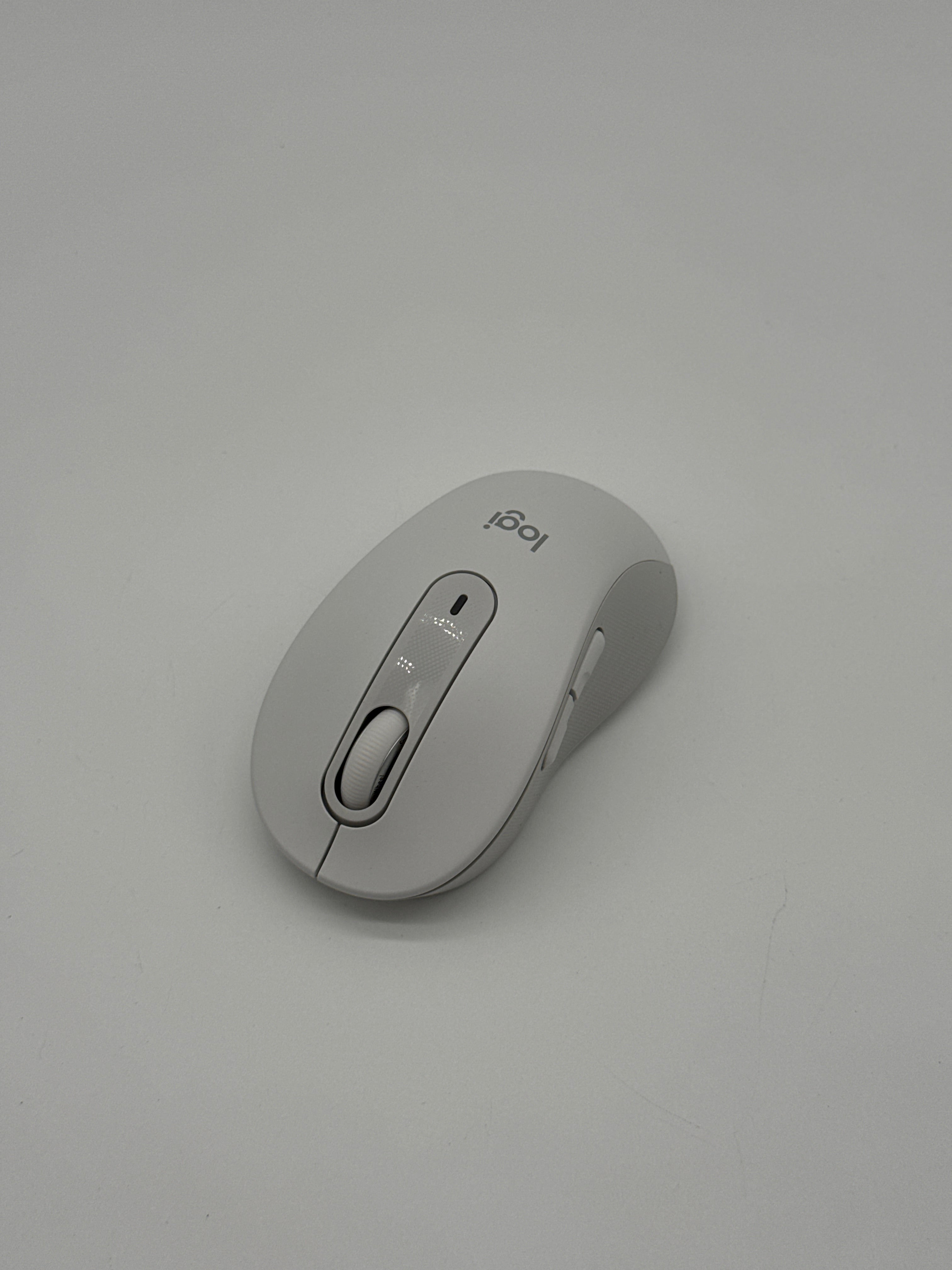 Logitech Signature M650 Mouse Logitech Signature M650 Kabellose Maus - für kleine bis mittelgroße Hände, 2-Jahres-Batterie, L