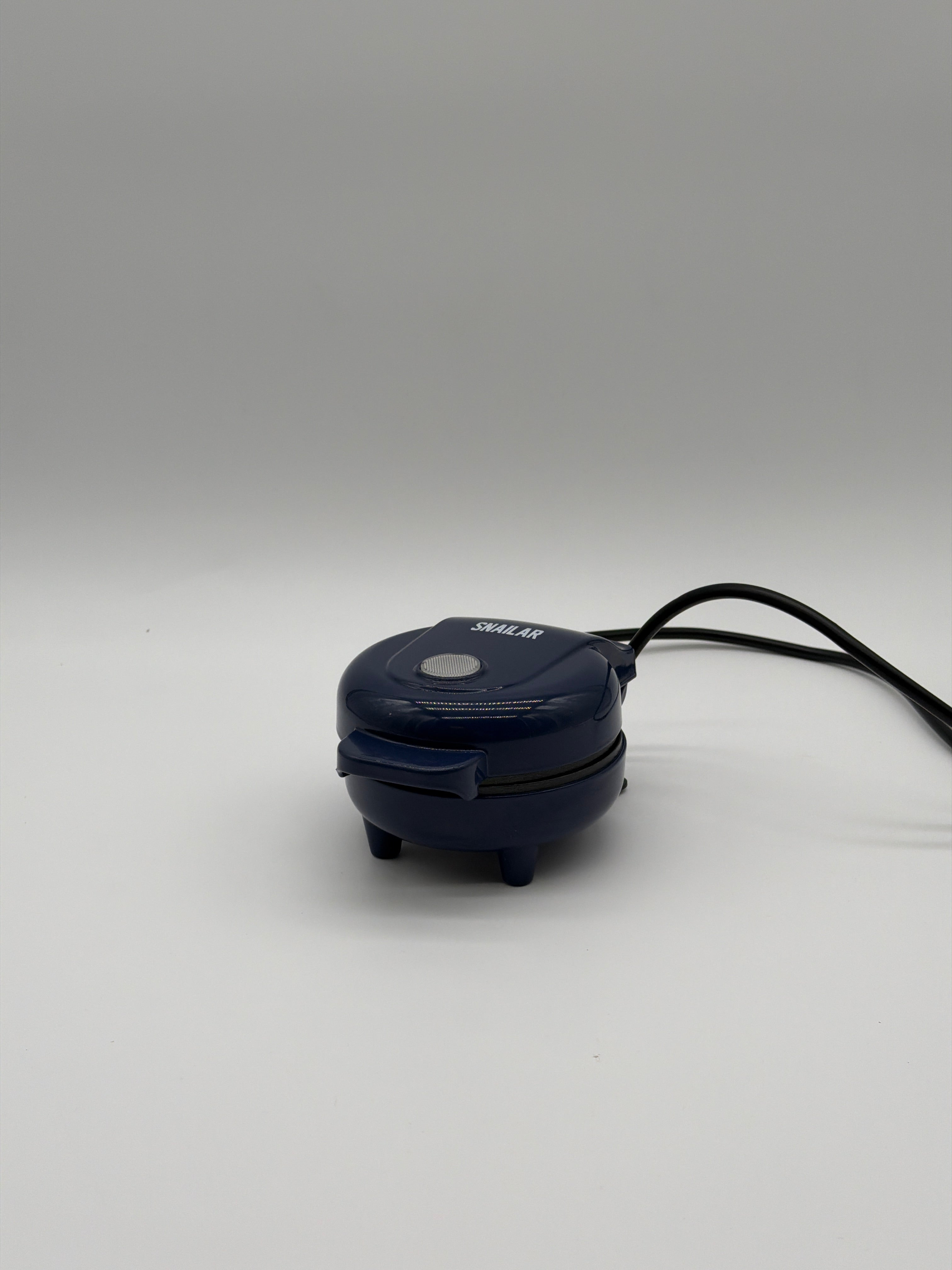 SNAILAR Mini Waffeleisen Belgisches Waffeleisen 550W Elettrodomestico SNAILAR Mini Waffeleisen Belgische Waffel Maschine Klei