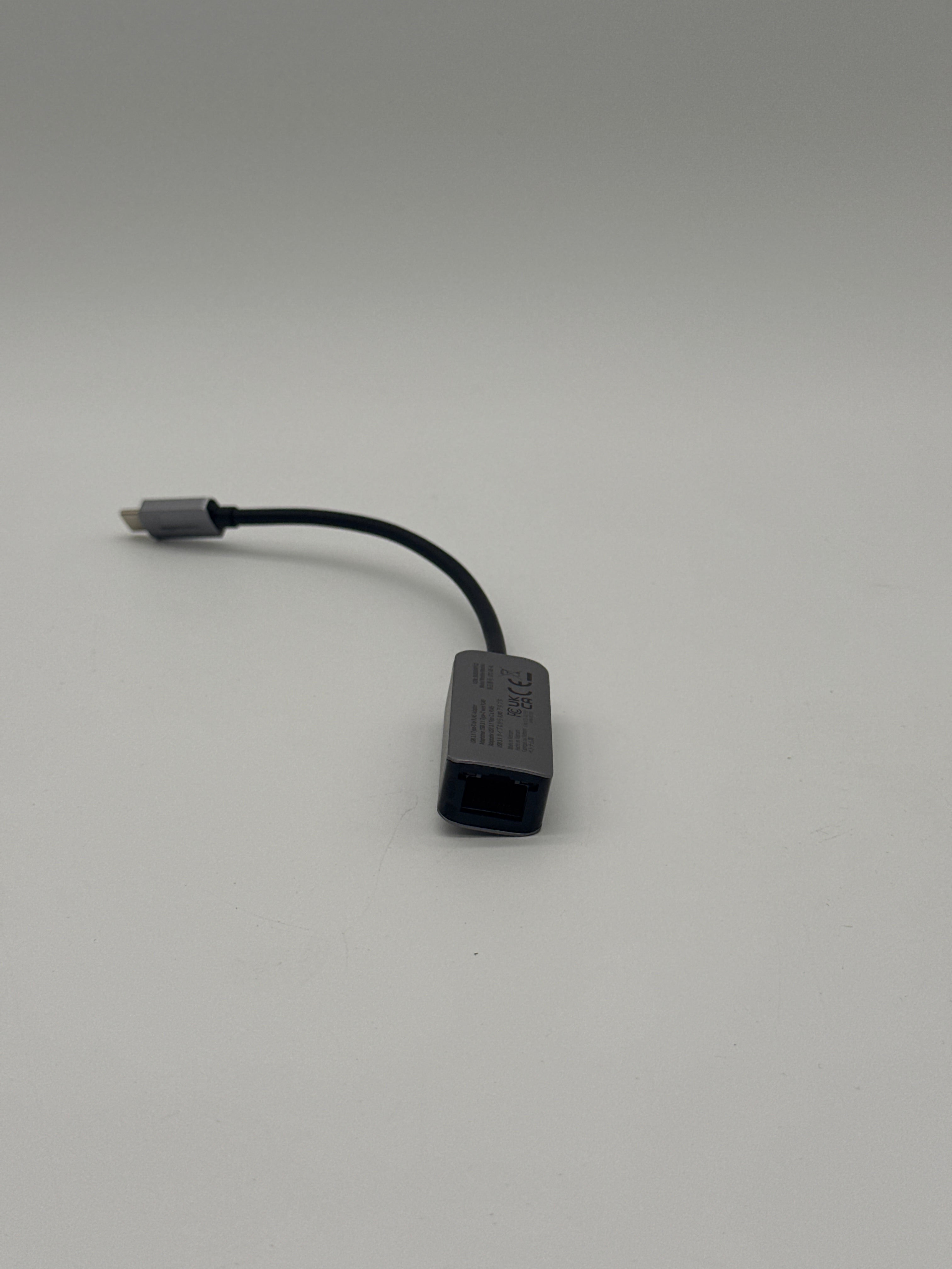 Amazon Basics USB 3.1 Type-C vers Gigabit Ethernet RJ45 Adattatore di rete Amazon Basics Adaptateur Aluminium USB 3.1 Type-C 