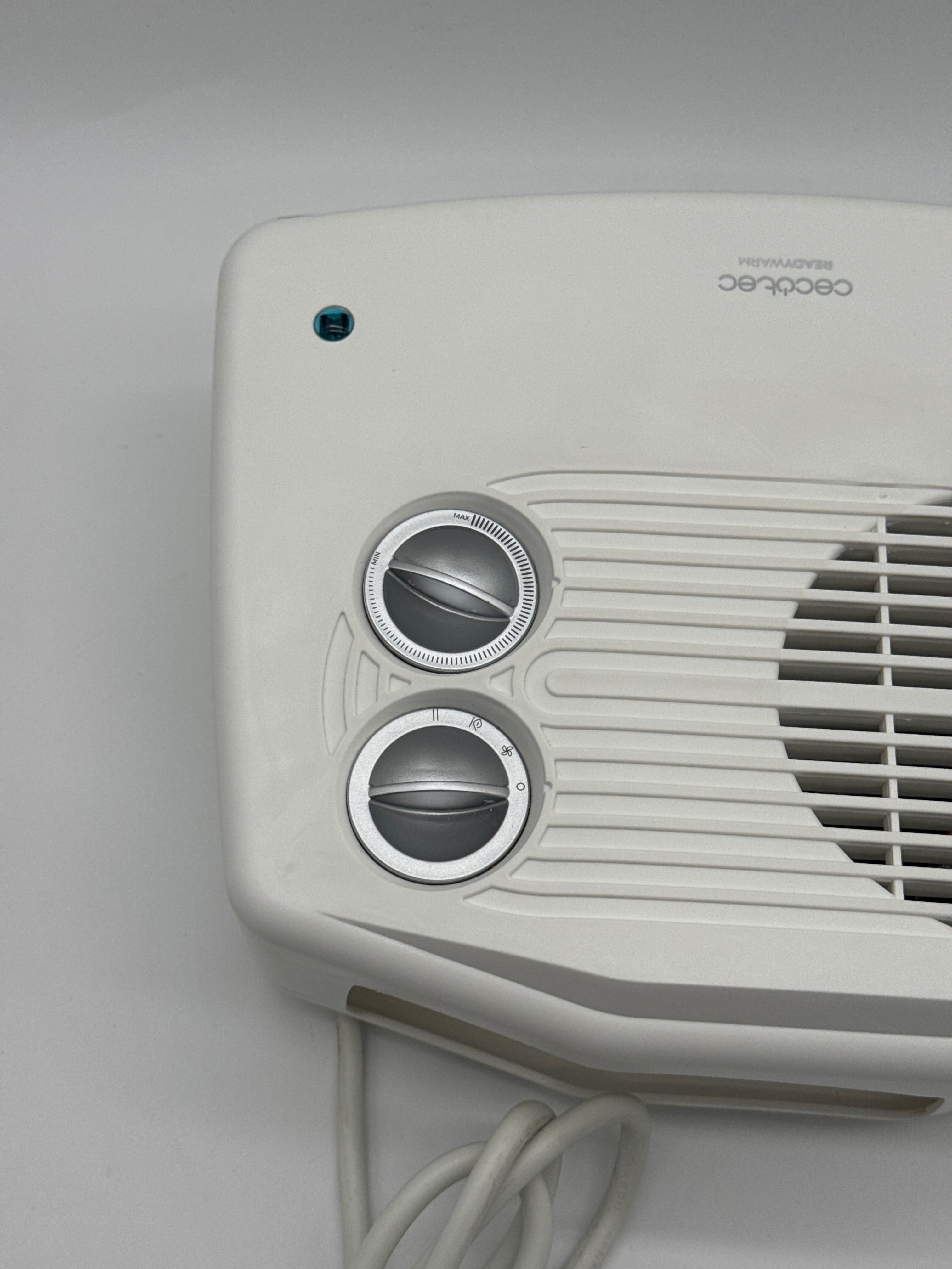 Cecotec Readywarm 3000 Horizon White Elettrodomestico Cecotec Readywarm 3000 Horizon - Termoventilatore 3000W bianco