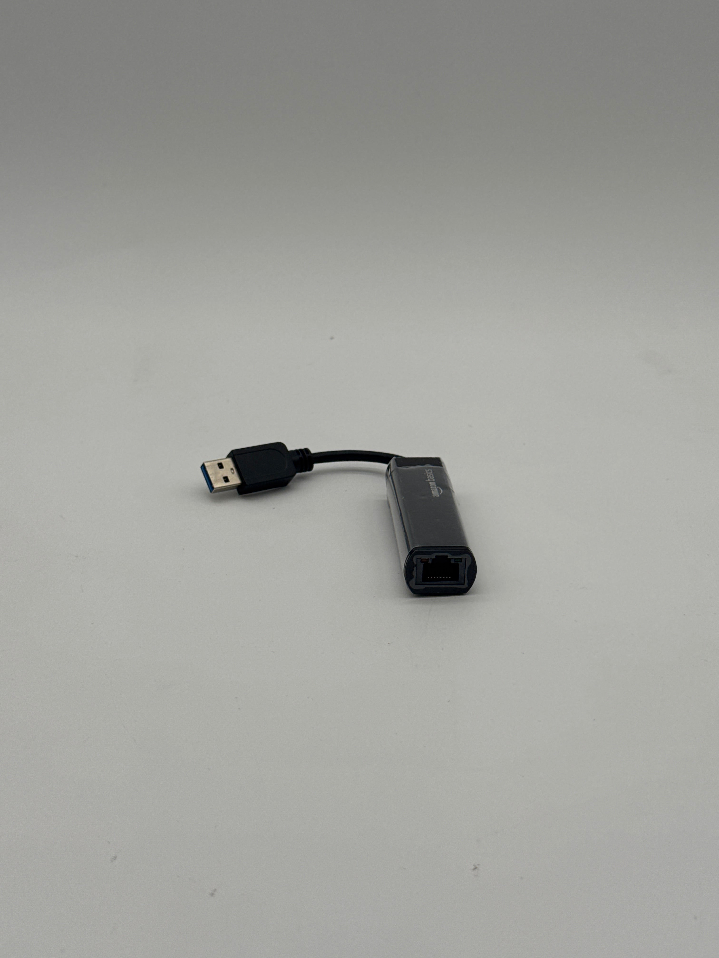 Amazon Basics USB 3.0 to 10/100/1000 Gigabit Ethernet Adapter Ethernet Cards & Adapters Amazon Basics adattatore USB 3.0 a Gi