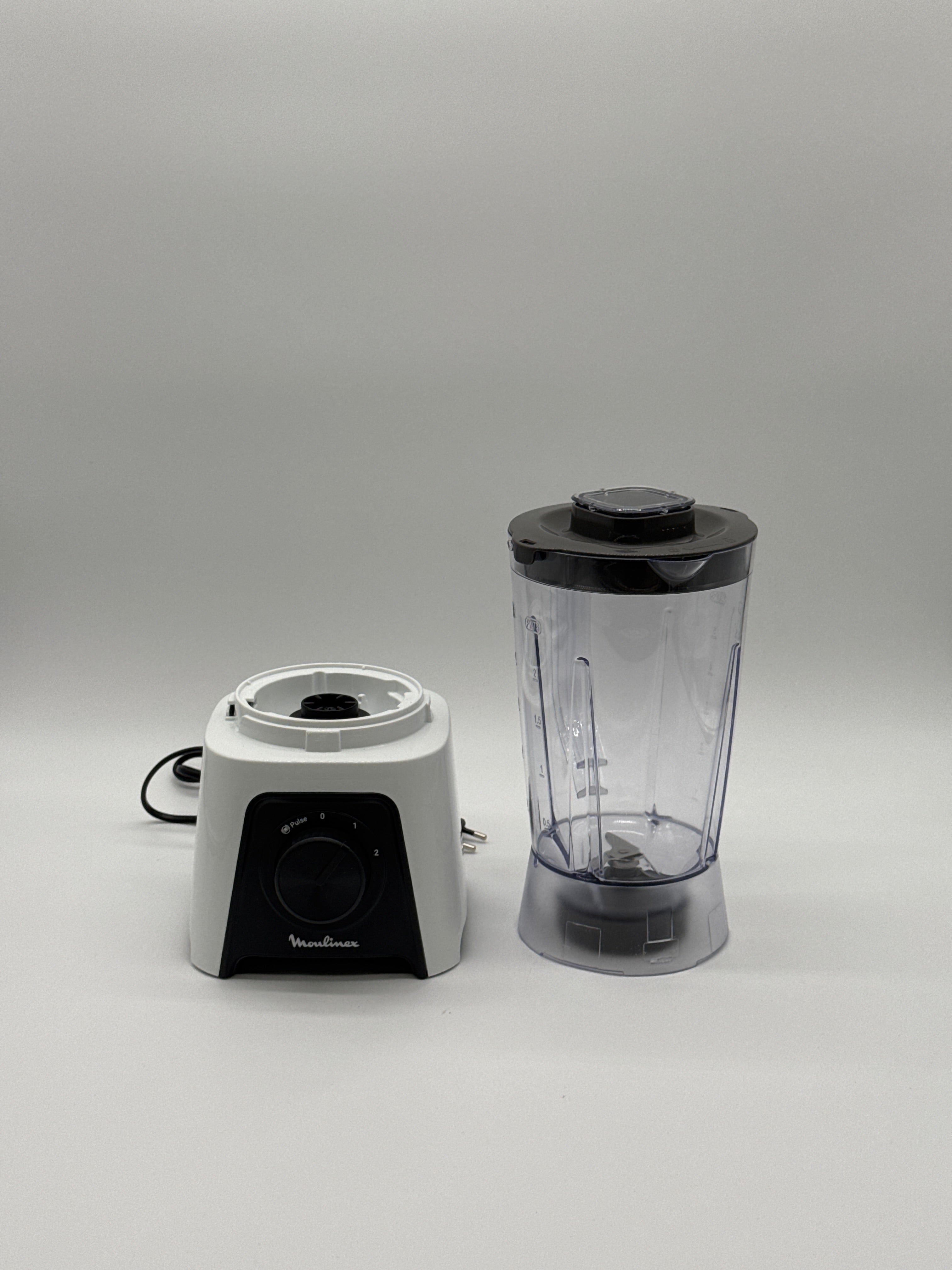 Moulinex Blendeo LM2C01 Elettrodomestico Moulinex Blendeo LM2C01 — Frullatore da tavolo 450 W, 1,5 L, bianco