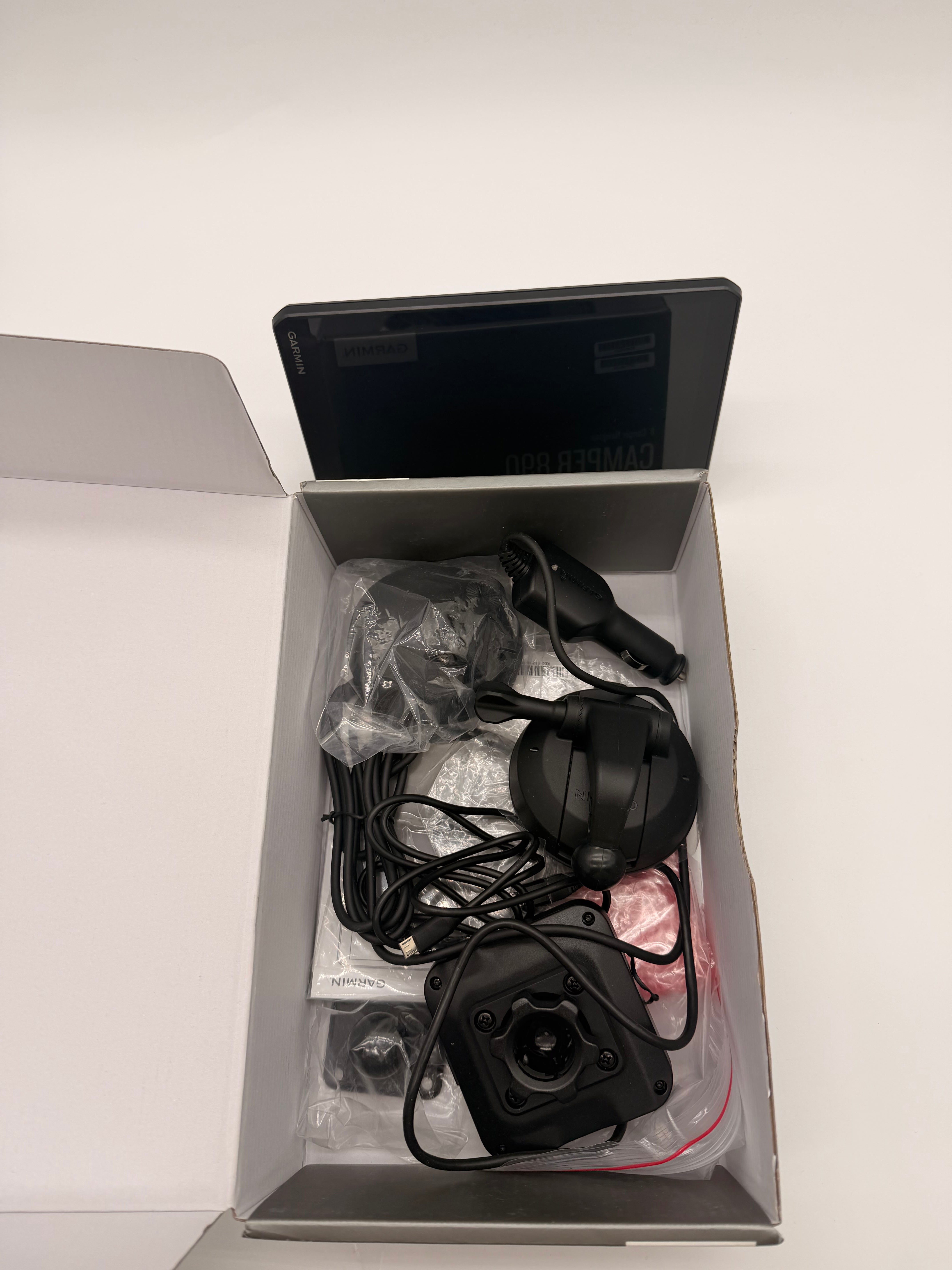 Garmin Camper 890 Automotive GPS Navigation Systems Garmin Camper 890 - Navigatore GPS portatile 8"