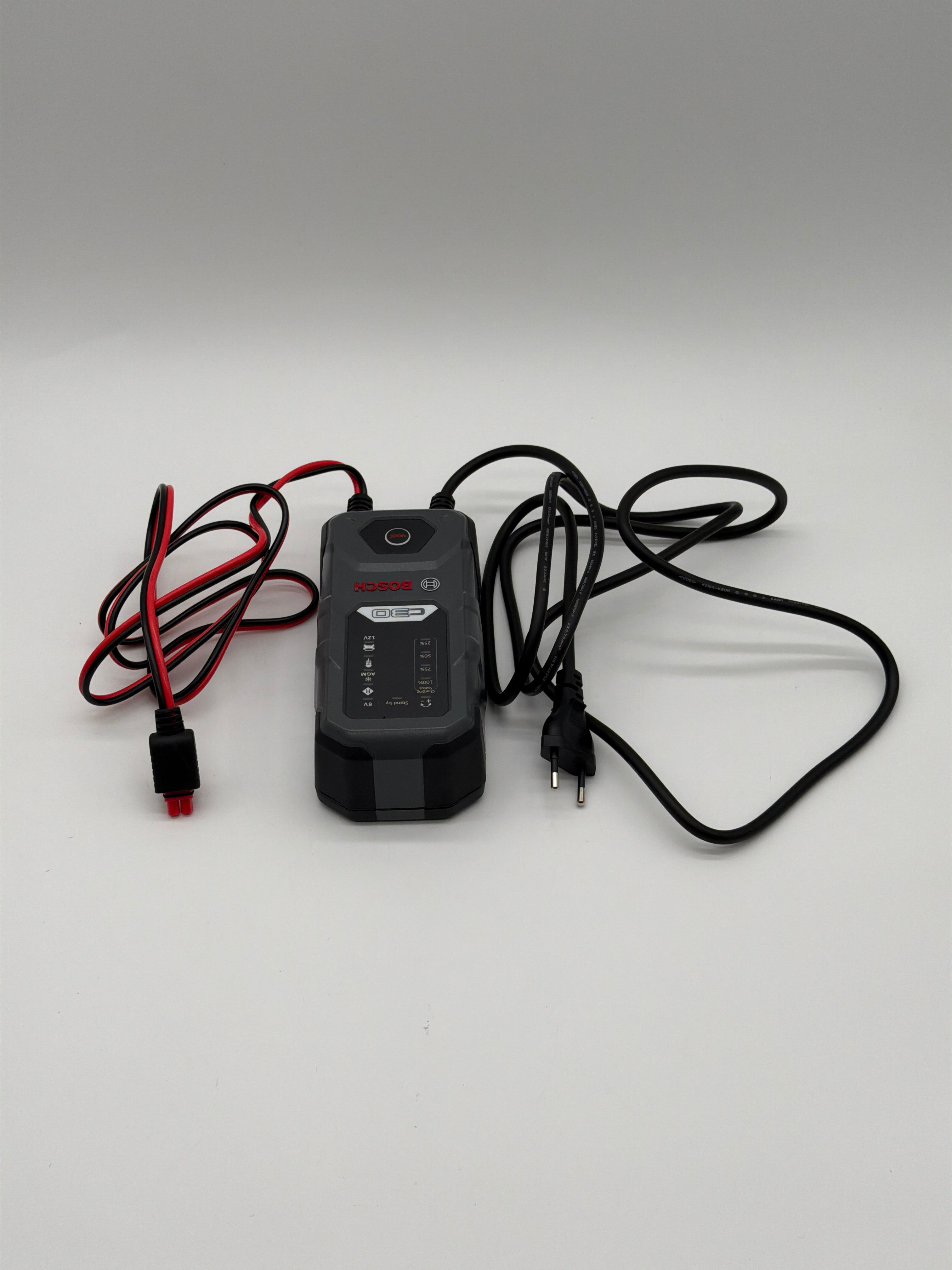 Bosch 0 189 911 030 Car Repair & Maintenance Bosch caricabatterie 12V 3,8A modello 0 189 911 030