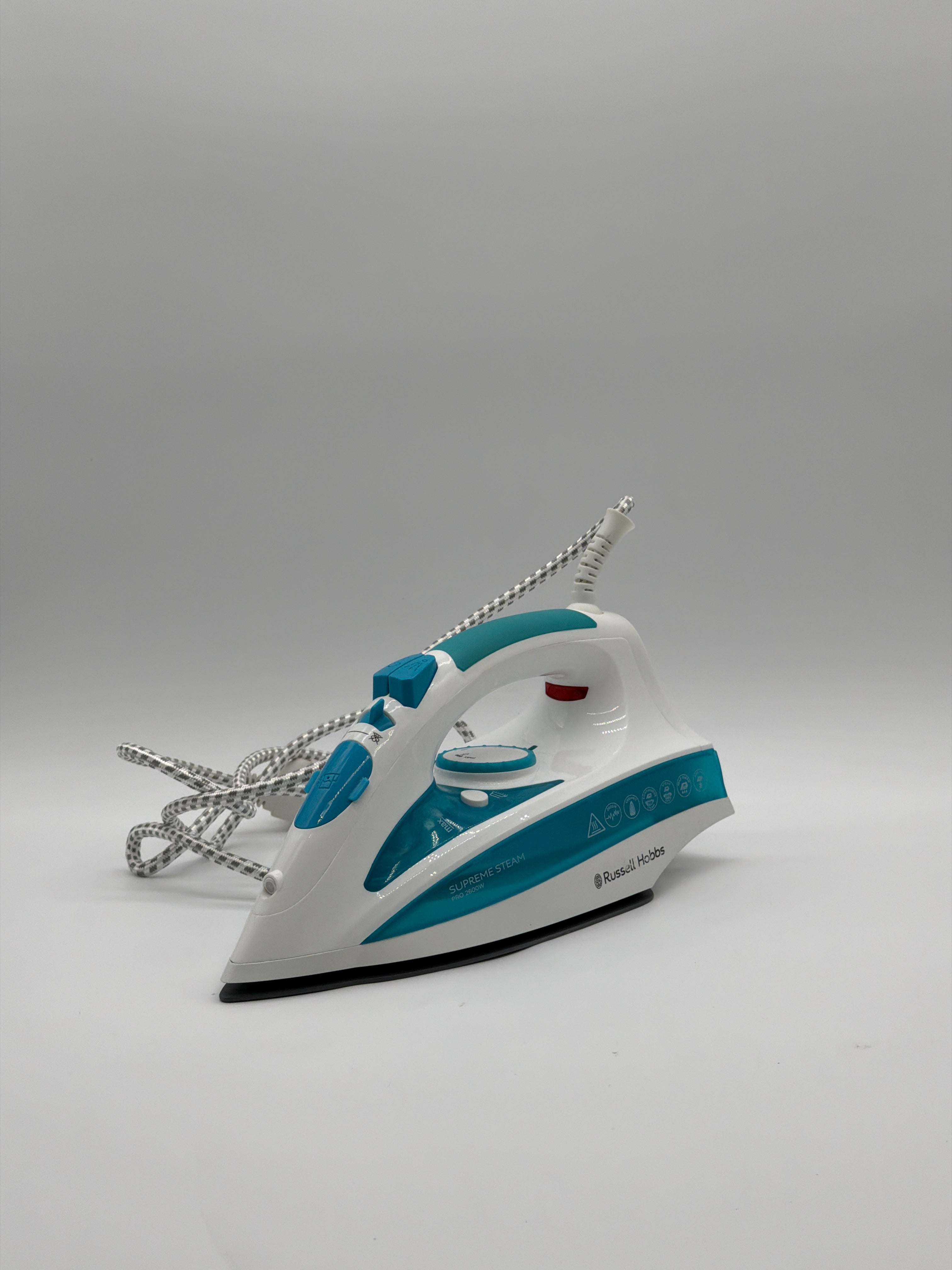 Russell Hobbs 20562-56 Ferro da stiro Russell Hobbs 20562-56 Ferro da stiro a vapore 2600W, piastra in ceramica