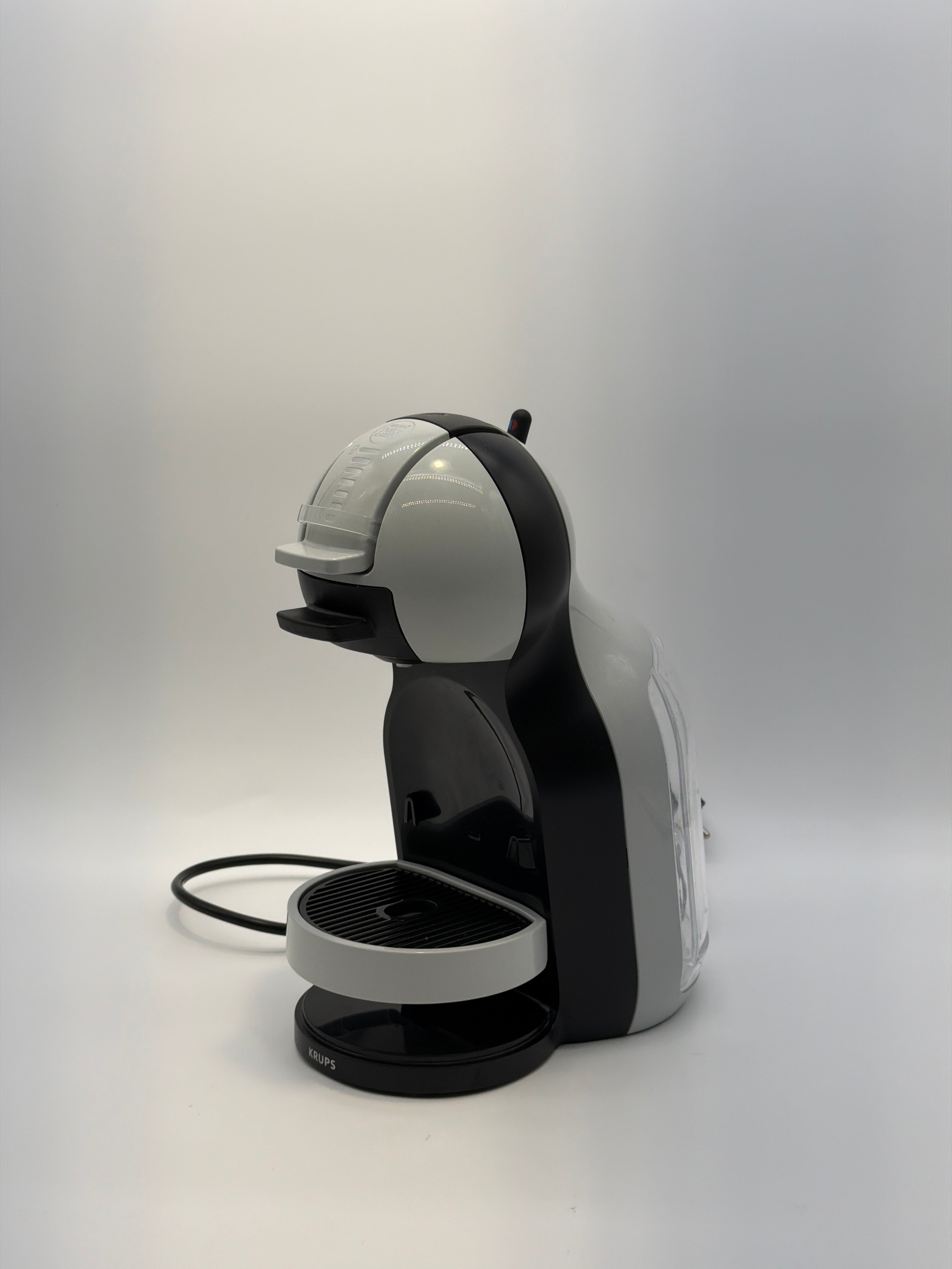 Krups Mini Me KP123B Bar Counters NESCAFÉ Dolce Gusto Mini Me KP123B - Macchina da caffè a capsule