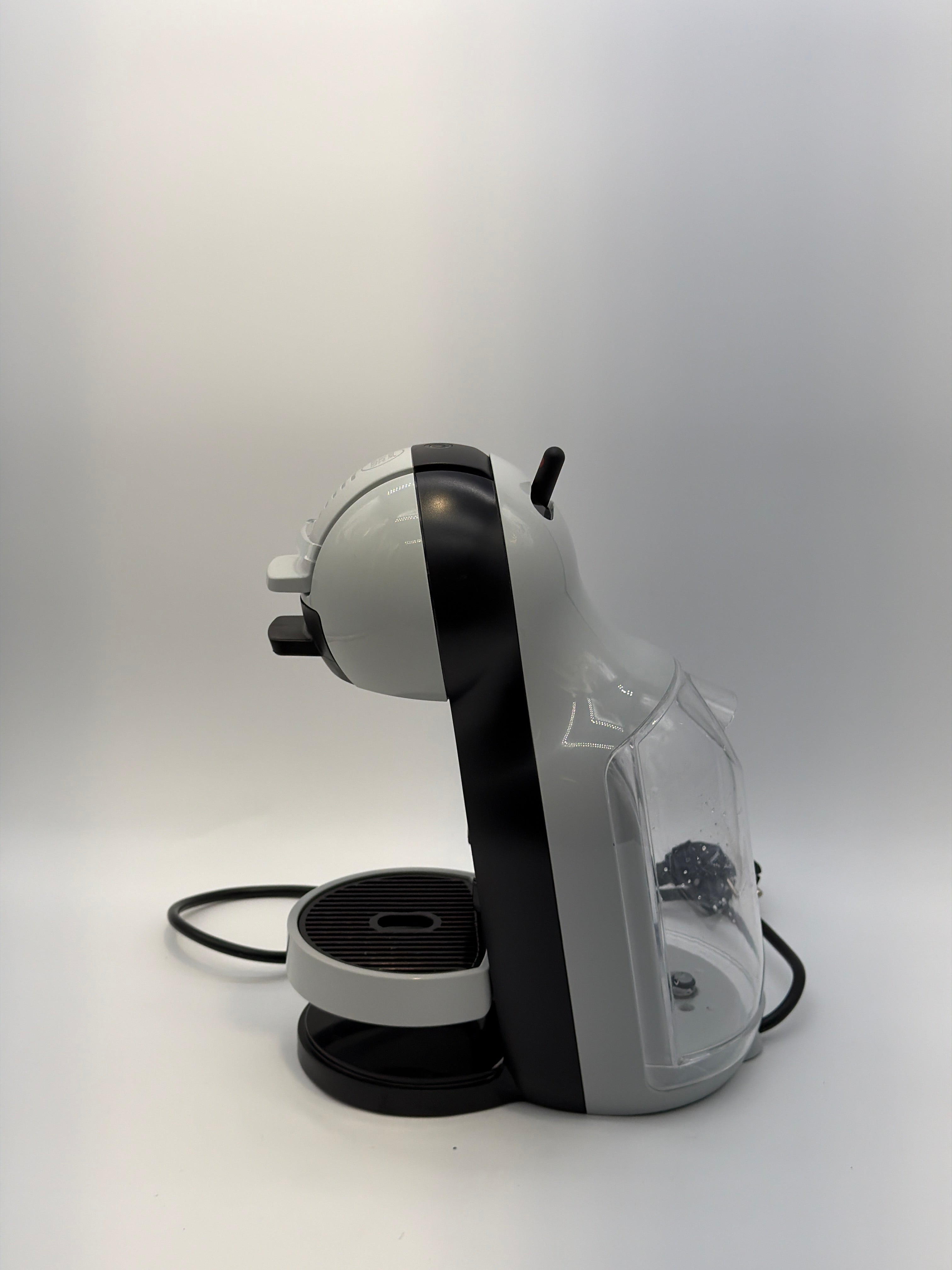 Krups Mini Me KP123B Bar Counters NESCAFÉ Dolce Gusto Mini Me KP123B - Macchina da caffè a capsule