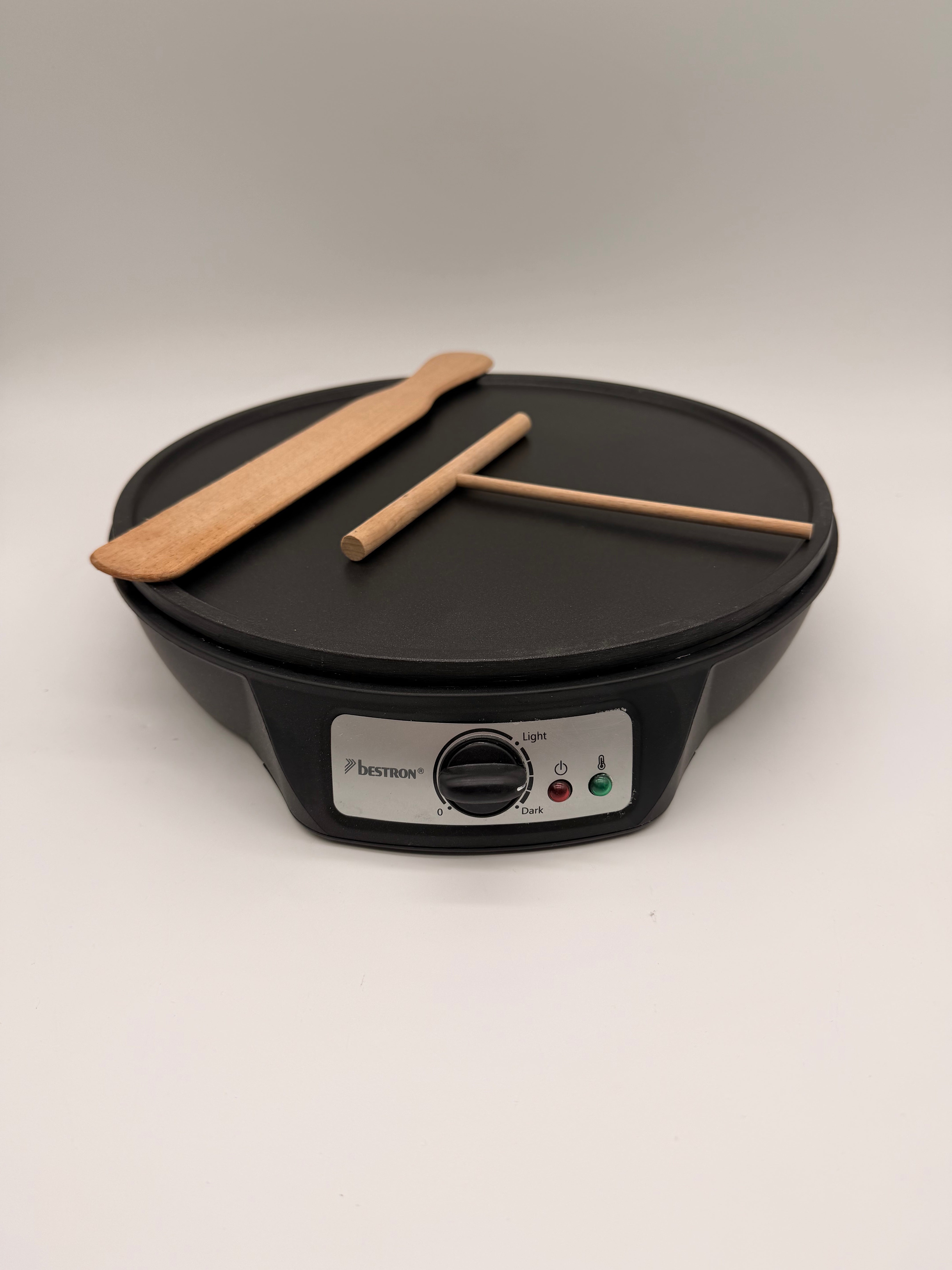 Bestron Crepiera elettrica 30 cm Electric Griddles & Grills Bestron crepiera elettrica Ø 30 cm, 1000 W, design retrò nero