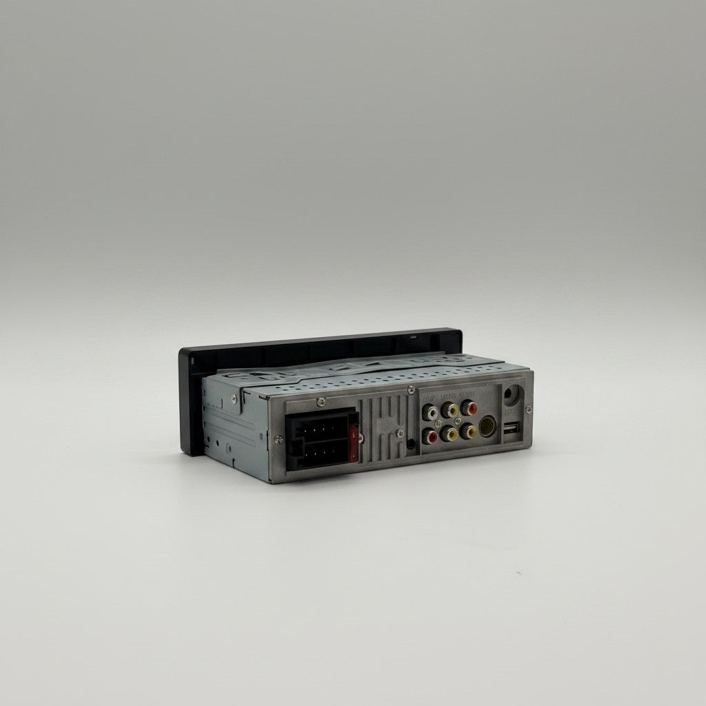 Vista posteriore dell'autoradio 1 DIN Mr Bob - Home & Tech Utility con ingressi RCA, porta USB e connettori cablaggio