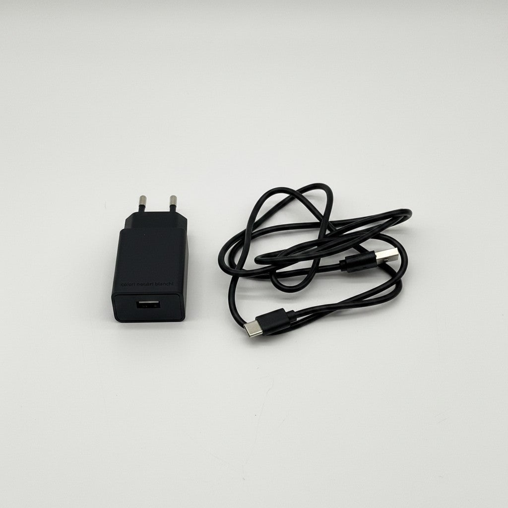 Caricabatterie da muro nero con cavo USB Mr Bob - Home & Tech Utility per dispositivi elettronici