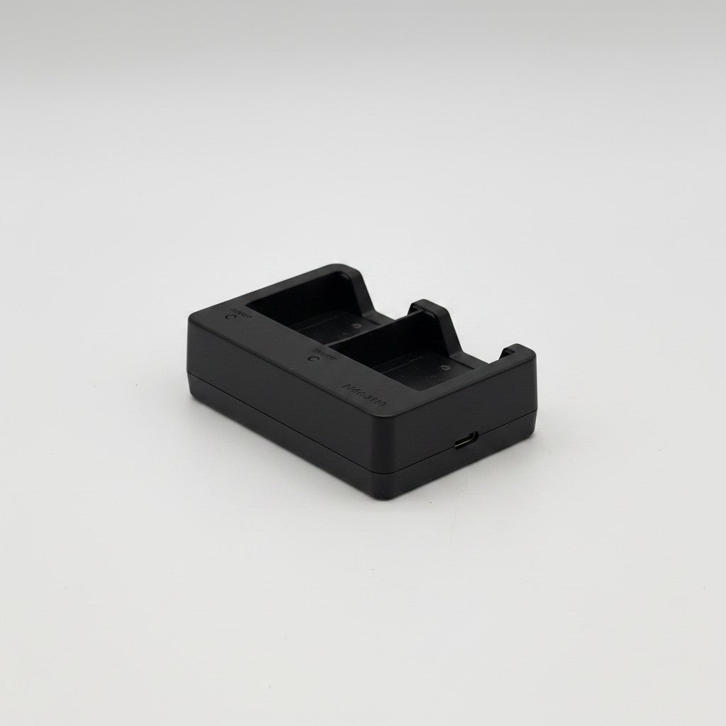 Caricabatterie originale Mr Bob - Home & Tech Utility Ricoh BJ-12 nero per batterie fotocamere digitali