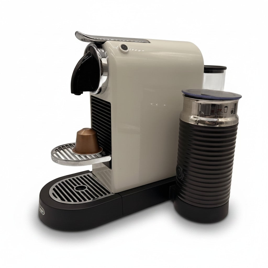 Macchina da caffè Mr Bob - Home & Tech Utility De'Longhi Nespresso CitiZ bianca con montalatte integrato
