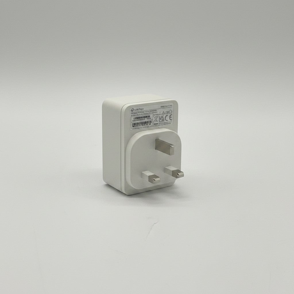 Presa smart Wi-Fi Mr Bob - Home & Tech Utility Tapo P110M bianca con monitoraggio consumi e spina UK