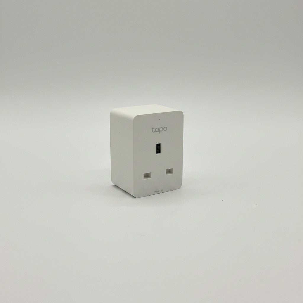 Presa smart Wi-Fi Tapo P110M bianca con monitoraggio consumi, venduta da Mr Bob - Home & Tech Utility